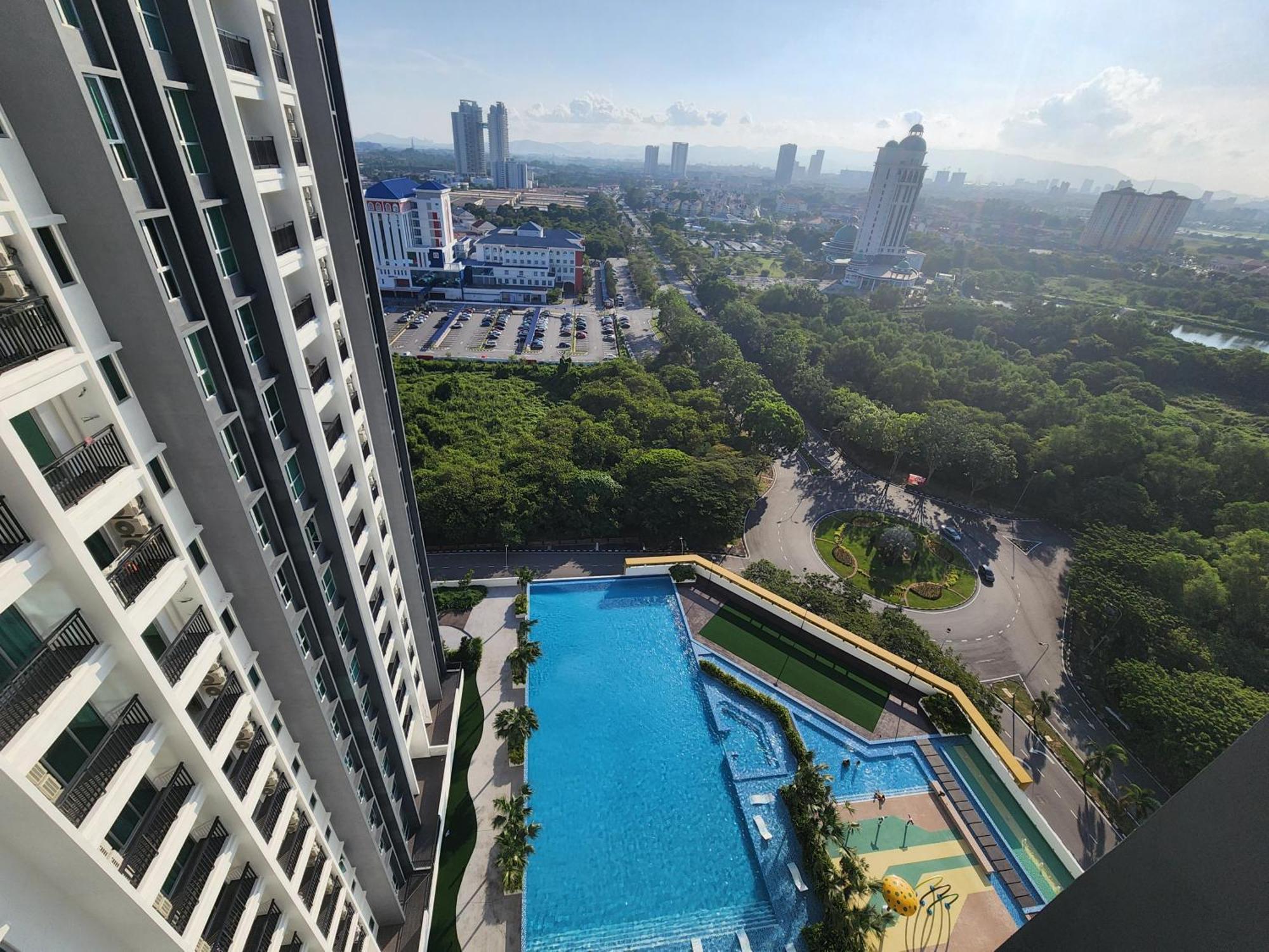 Metropol Serviced Apartment Bukit Mertajam Eksteriør bilde